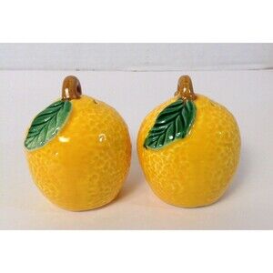 Vtg Salt & Pepper Shakers Lemons Ceramic Cottage Farmhouse Country Kitchen Decor